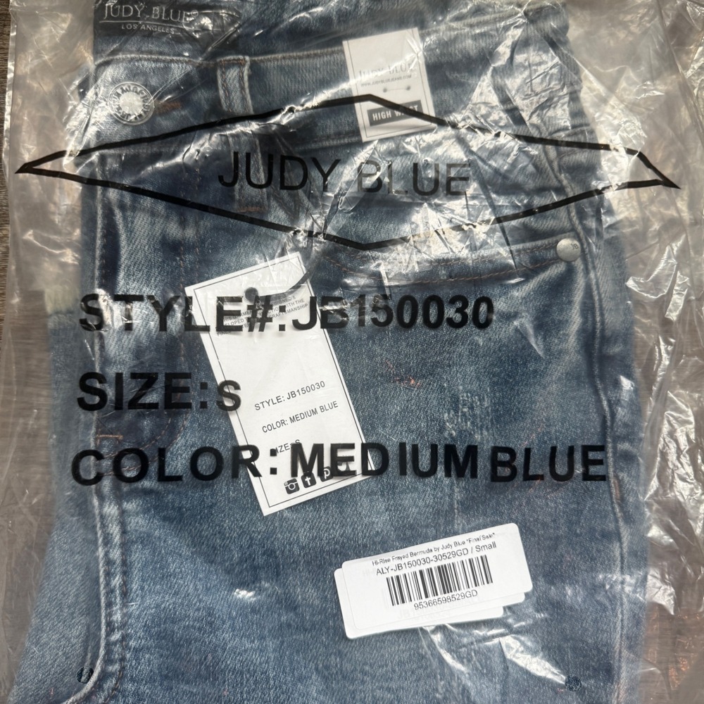 Judy Blue NEW JB150030 Bermuda Jean Shorts Size S High Waist Medium Blue Frayed - Picture 6 of 6